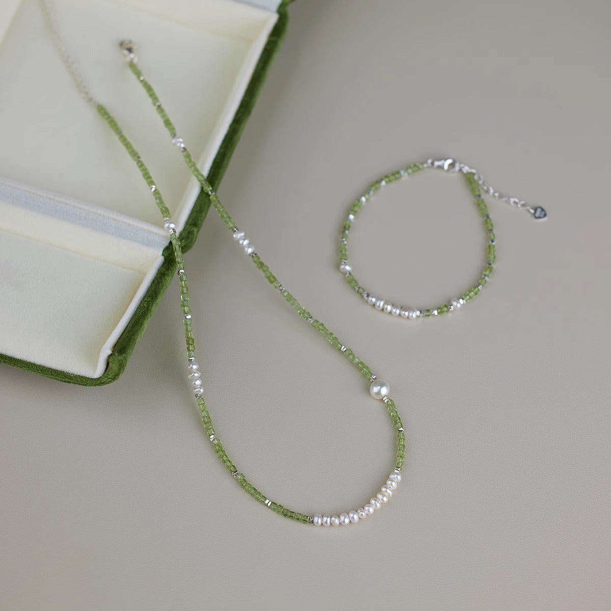 Peridot-look bead and pearl bracelet with matching necklace