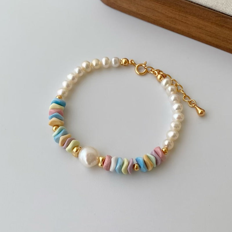 Pastel chip bead pearl bracelet laid flat